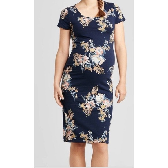 Ingrid & Isabel Maternity Floral Knit dress size Large - Picture 1 of 4